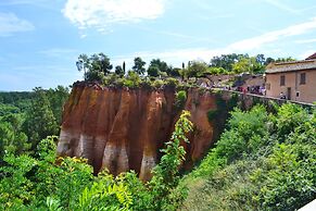 VVF Luberon Provence, Murs