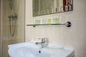 Tanes Hotel