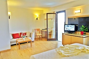 Miramare Hotel Eretria