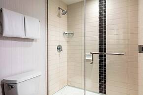 Delta Hotels by Marriott Burnaby Conference Centre