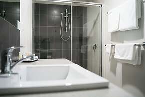 Bridges on Argyle Motel & Apartments