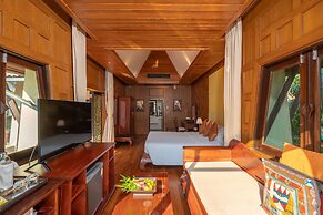 Koh Chang Paradise Resort & Spa