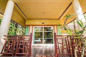 Koh Chang Paradise Resort & Spa