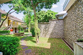 Baan Bayan Beach Hotel