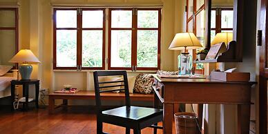 Baan Bayan Beach Hotel