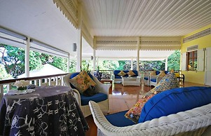 Baan Bayan Beach Hotel