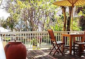 Baan Bayan Beach Hotel