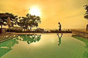 Baan Bayan Beach Hotel