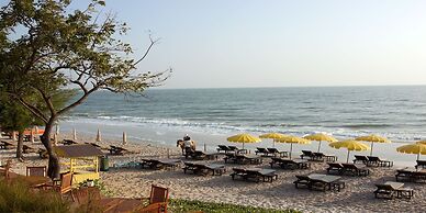 Baan Bayan Beach Hotel