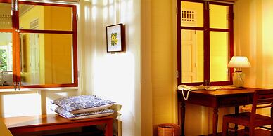 Baan Bayan Beach Hotel