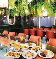 Topland Hotel & Convention Centre