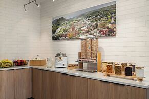 Fairfield Inn & Suites by Marriott Cumberland