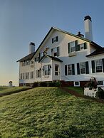 Lighthouse Inn