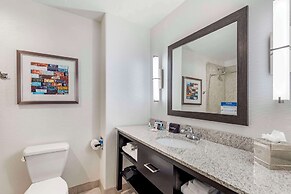 Comfort Inn & Suites Brighton Denver NE Medical Center