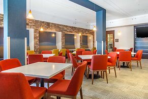 Comfort Inn & Suites Brighton Denver NE Medical Center