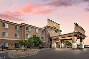 Comfort Inn & Suites Brighton Denver NE Medical Center