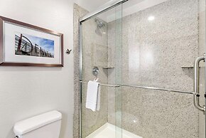 Comfort Inn & Suites Brighton Denver NE Medical Center