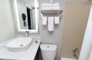 Seashire Inn & Suites