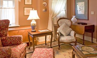 The Stockbridge Country Inn Closest B&B to Norman Rockwell Museum and 