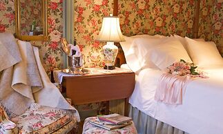 The Stockbridge Country Inn Closest B&B to Norman Rockwell Museum and 