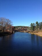 The Stockbridge Country Inn Closest B&B to Norman Rockwell Museum and 