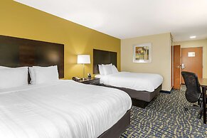 Best Western Plus Brunswick Inn & Suites