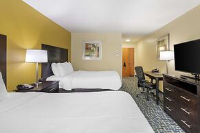 Best Western Plus Brunswick Inn & Suites
