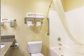 Best Western Plus Brunswick Inn & Suites