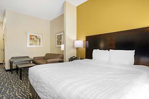 Best Western Plus Brunswick Inn & Suites