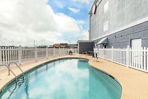 Best Western Plus Brunswick Inn & Suites