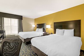 Best Western Plus Brunswick Inn & Suites