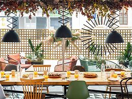 ibis Barcelona Glories 22