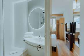 ibis Barcelona Glories 22