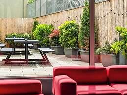 ibis Barcelona Glories 22