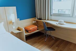 ibis Barcelona Glories 22