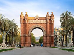 ibis Barcelona Glories 22