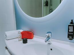 ibis Barcelona Glories 22
