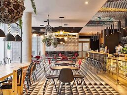 ibis Barcelona Glories 22