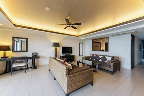 Kafuu Resort Fuchaku Condo Hotel