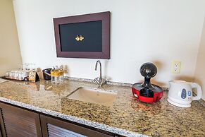 Kafuu Resort Fuchaku Condo Hotel