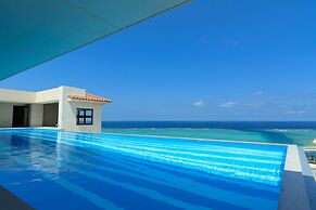 Kafuu Resort Fuchaku Condo Hotel