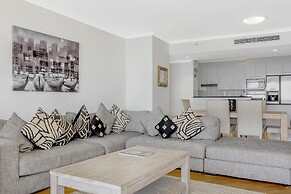 Oscar on Main Resort