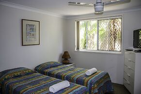 Surfers Beach Holiday Apartments