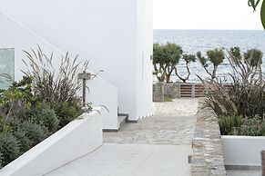 Maritimo Beach Hotel