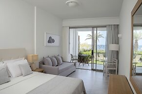 Maritimo Beach Hotel