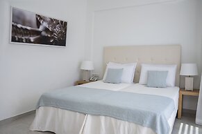 Maritimo Beach Hotel