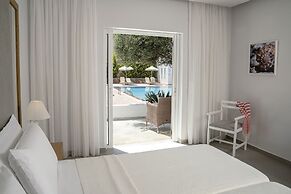 Maritimo Beach Hotel