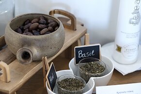 Maritimo Beach Hotel