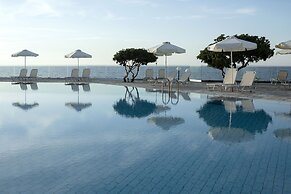 Maritimo Beach Hotel