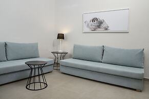 Maritimo Beach Hotel